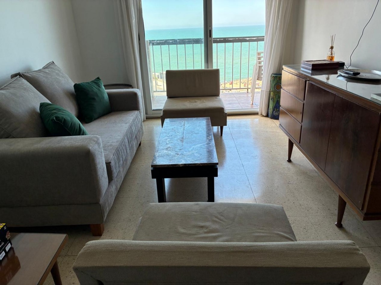 TRES AMBIENTES. VISTA AL MAR.COCHERA. VARESE